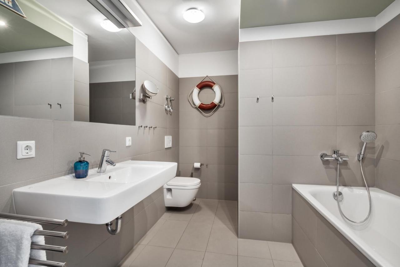 Apartmenthaus Hafenspitze Ap 5 - "Am Yachthafen 5" - Blickrichtung Offenes Meerstrandpromenade Eckernförde Extérieur photo