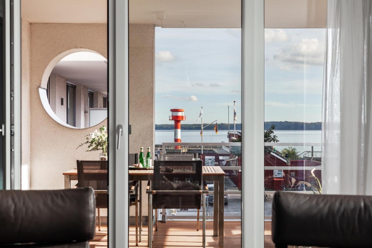 Apartmenthaus Hafenspitze Ap 5 - "Am Yachthafen 5" - Blickrichtung Offenes Meerstrandpromenade Eckernförde Extérieur photo