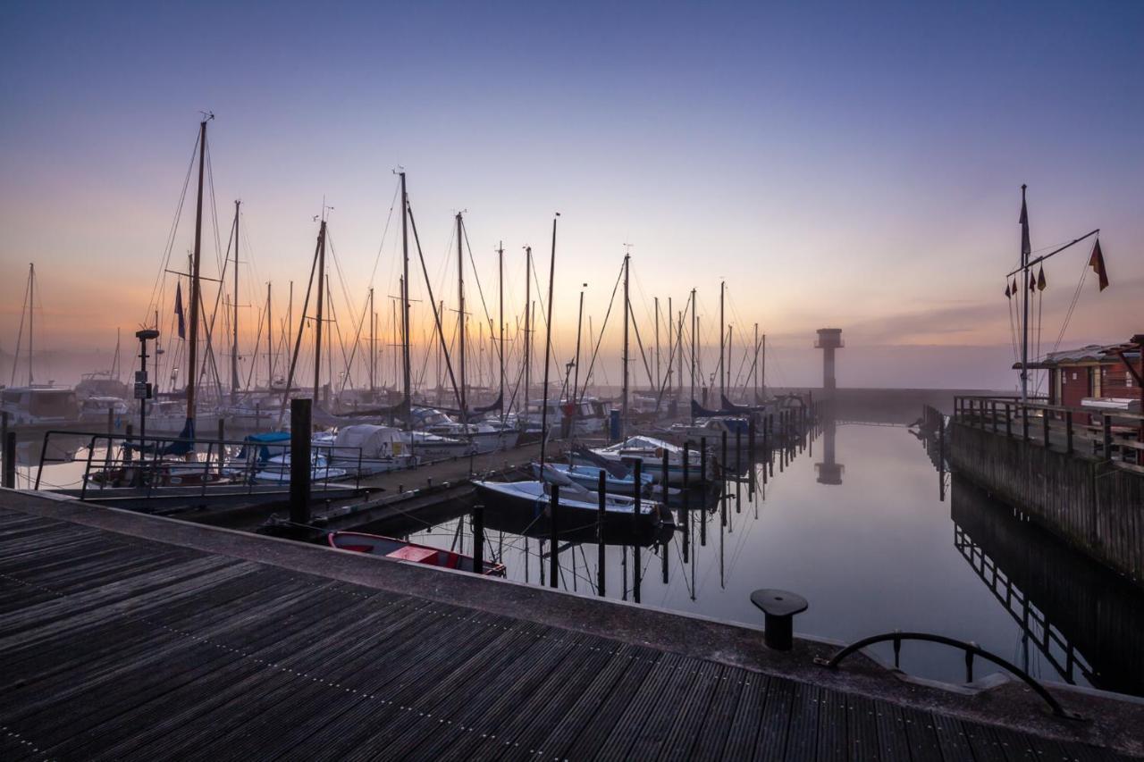 Apartmenthaus Hafenspitze Ap 5 - "Am Yachthafen 5" - Blickrichtung Offenes Meerstrandpromenade Eckernförde Extérieur photo